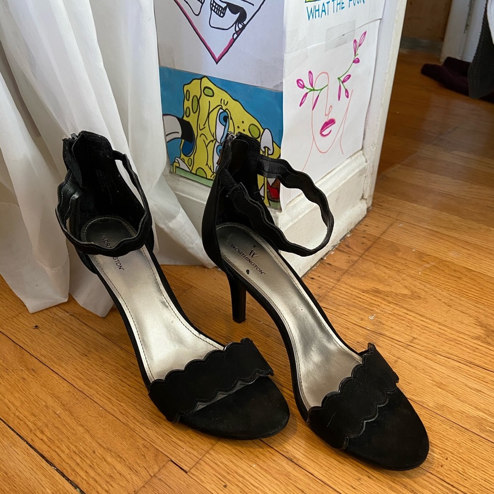 black strappy heels